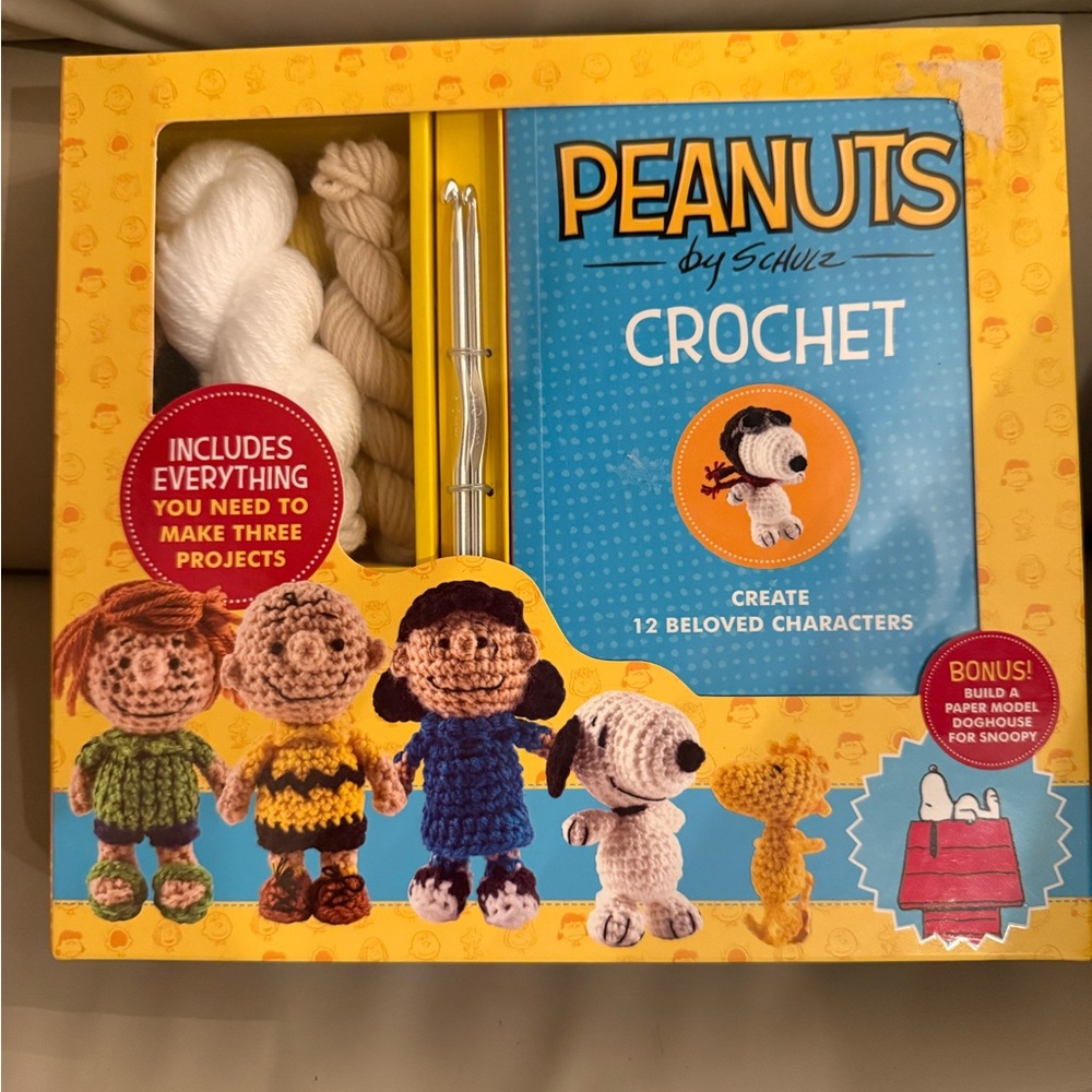 Vintage Peanuts Crochet Kit Thunder Bay Schulz Charley Brown Snoopy NEW
